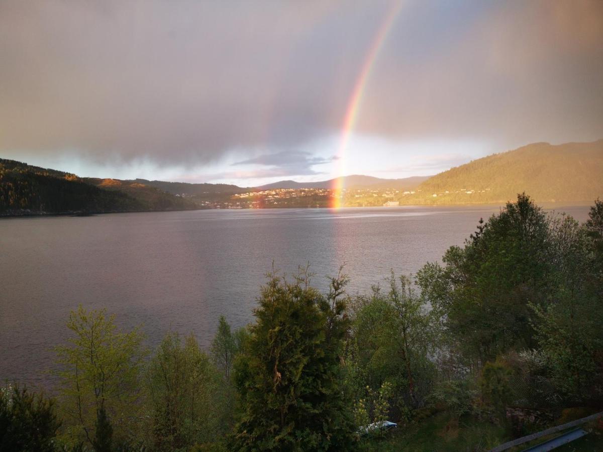 Bergen Sunrise Terrace Apartment Buitenkant foto